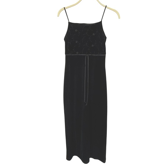 City Triangles Dresses & Skirts - City Triangles Velvet Midi Dress Womens Small Black Floral Embroidery